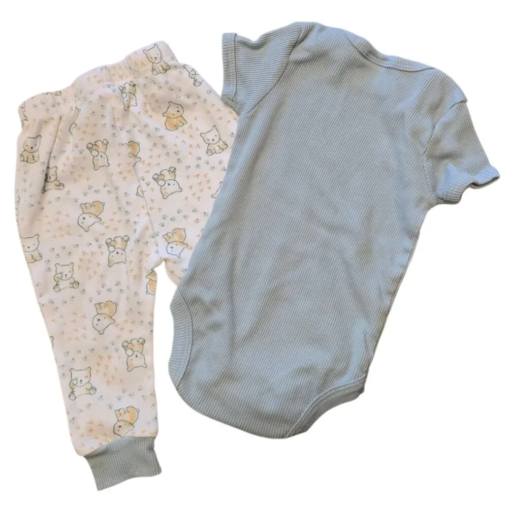 Unisex KYLE & DEENA sz 3-6m 3 Piece Jogger Set